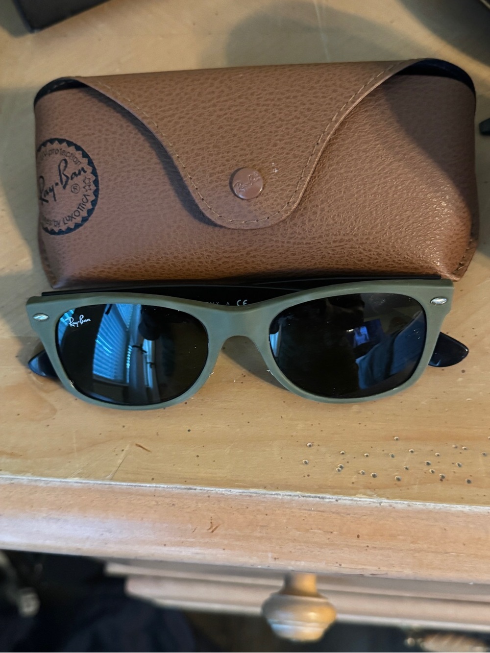 Ray-Ban Black New Wayfarer Sunglasses Temple Arm Detail